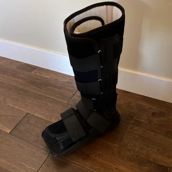 Like New Unisex Adult DJ Orthopedic Black Full Foot Cast Walking Boot - Picture 5 of 12